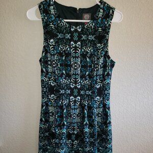 Vince Camuto Dress size 8 floral sleeveless dress Pin tucks to waist, full skirt